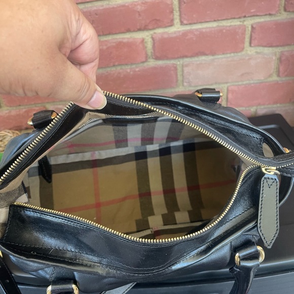 🔥Authentic:🔥BURBERRY 🔥BLACK LEATHER SHOULDER BAG🔥 - Picture 9 of 17